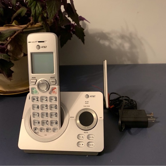 AT&T Other - AT&T EL52119 Handset Cordless Answering System